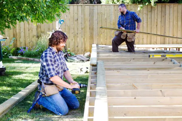 Deck Builders Meridian ID - Labor Cost per Square Foot to Build a Deck