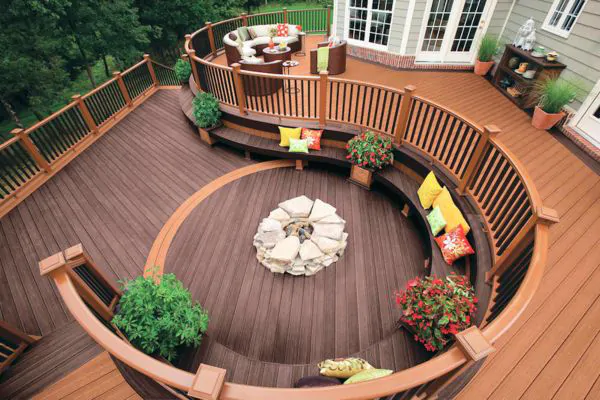 Choosing the Perfect Material for Your Outdoor Oasis - All Pro Meridian Deck Builders