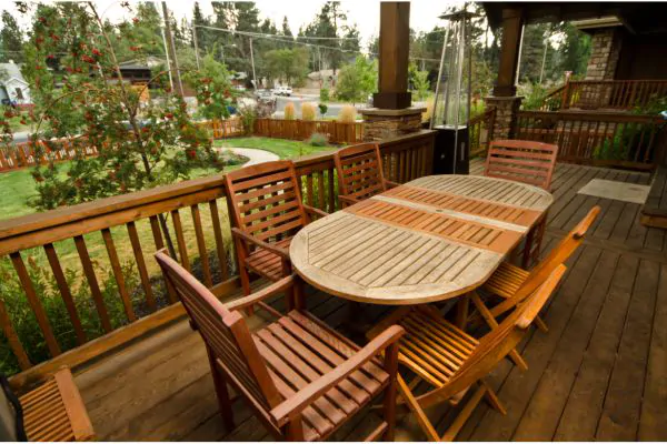 Deck vs. Porch, Deck Builders Meridian ID, DECK DESIGN AND INSTALLATION IN IDAHO
