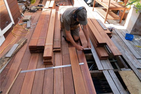 Decking DIY vs Hiring a Pro - Deck Builders Meridian ID